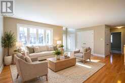 111 YORK CROSSING | Russell Ontario | Slide Image Eight