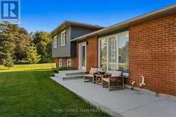 1610 RIDEAUVALE AVENUE | Ottawa Ontario | Slide Image Five