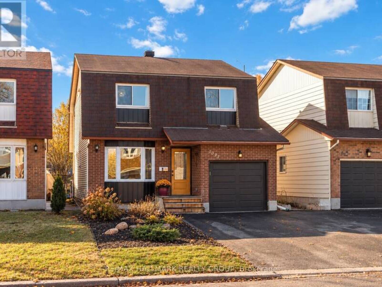 1091 BURGUNDY LANE, Ottawa, Ontario K1C 2M9