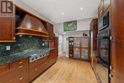 17 OAKLAND AVENUE | Ottawa Ontario | Slide Image Fourteen