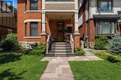 17 OAKLAND AVENUE | Ottawa Ontario | Slide Image Three