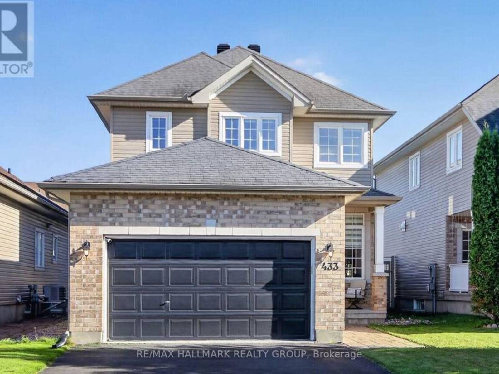 433 COOKS MILL CRESCENT, Ottawa, Ontario K1V 2M9