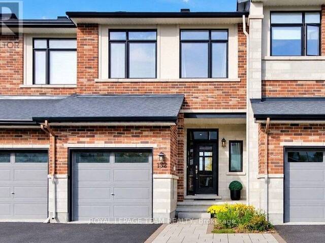 152 MATTINGLY WAY Ottawa Ontario, K4M 0E2 - 3 Bedrooms Home For Sale