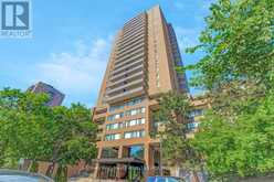 810 - 515 ST LAURENT BOULEVARD | Ottawa Ontario | Slide Image One