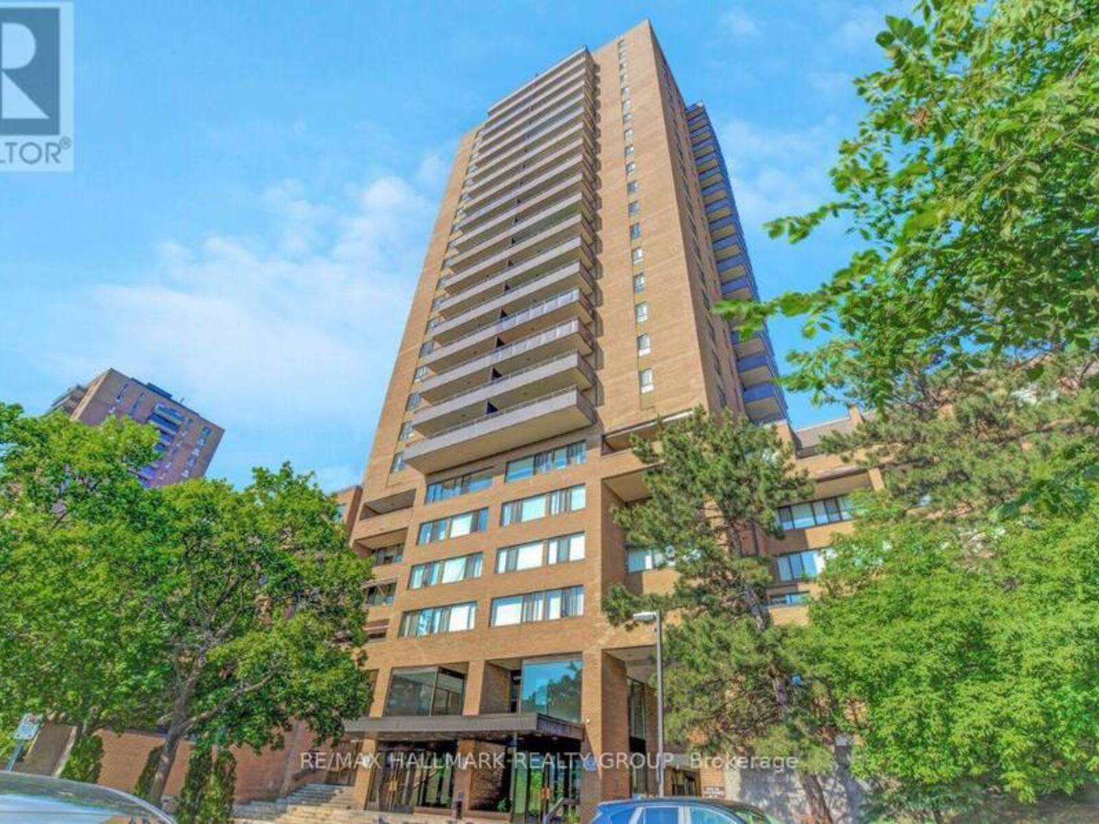810 - 515 ST LAURENT BOULEVARD, Ottawa, Ontario K1K 3X5