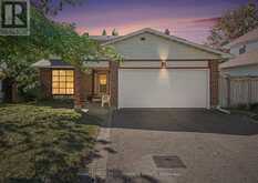 6284 SUNDOWN CRESCENT | Ottawa Ontario | Slide Image Two