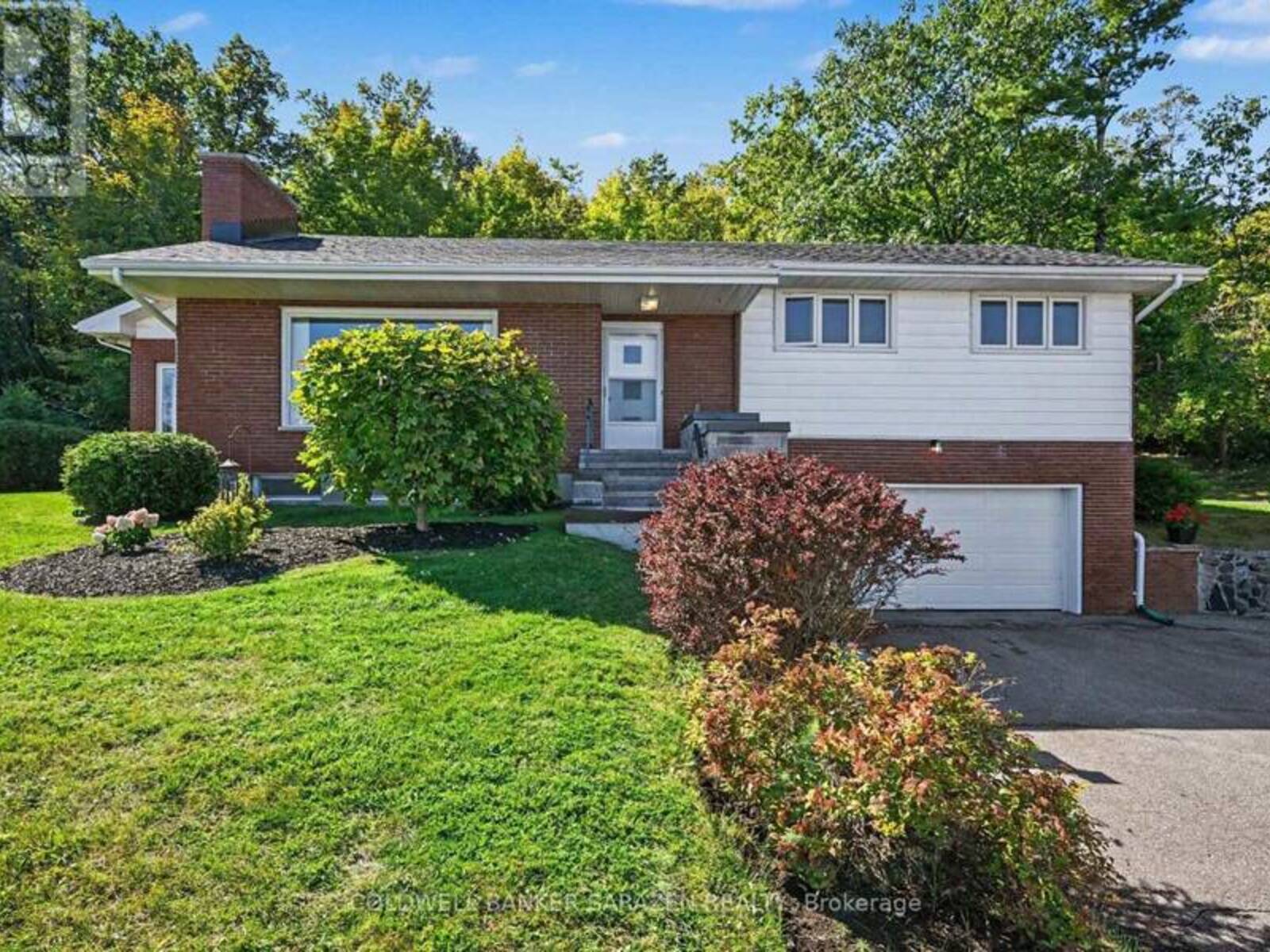 1117 RIVER ROAD, McNab-Braeside, Ontario K0A 1G0