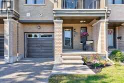246 LEATHER LEAF TERRACE | Ottawa Ontario | Slide Image Four