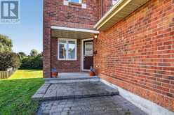 93 BANCHORY CRESCENT | Ottawa Ontario | Slide Image Three