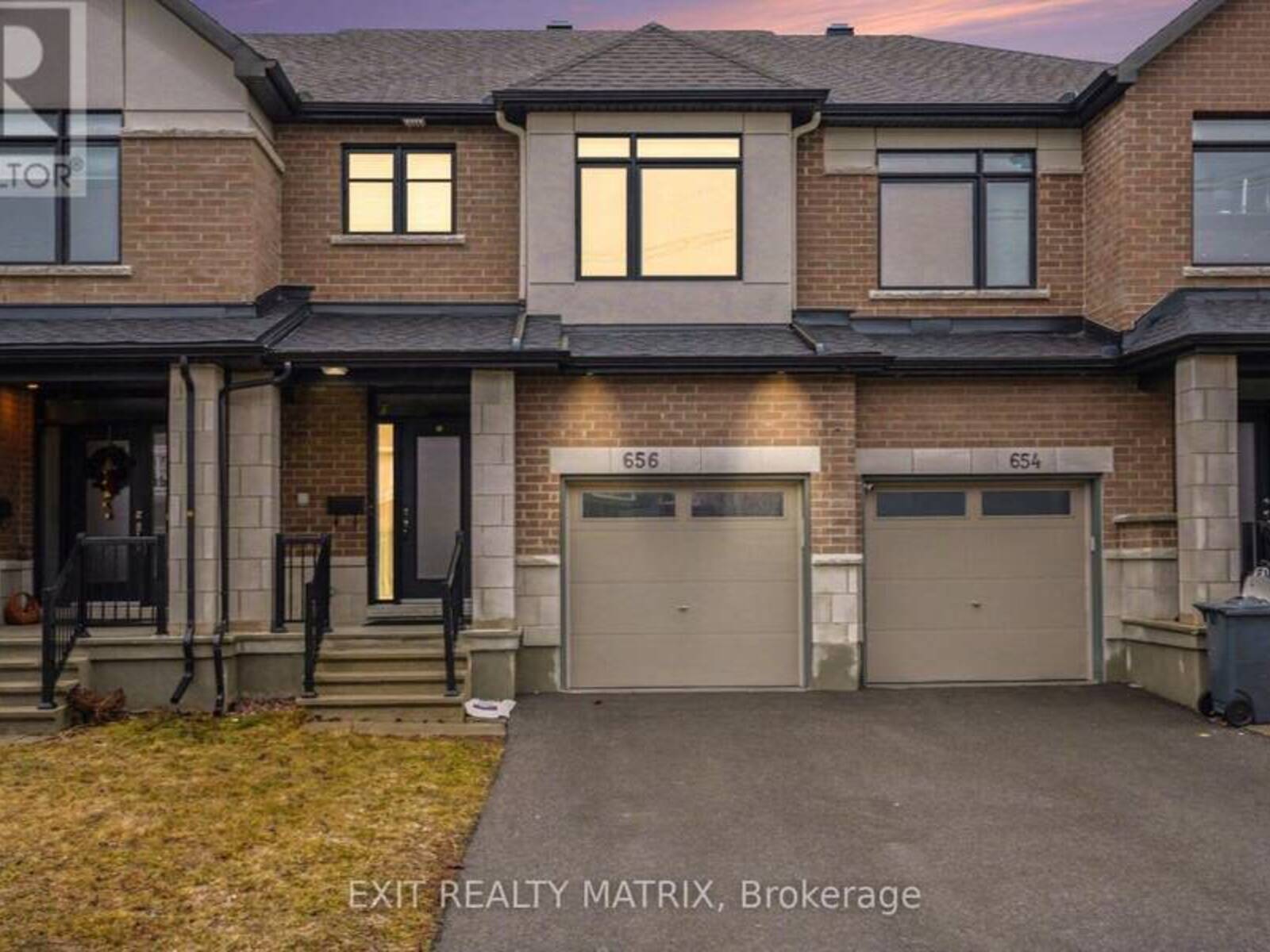 656 PUTNEY CRESCENT, Ottawa, Ontario K2S 2N7