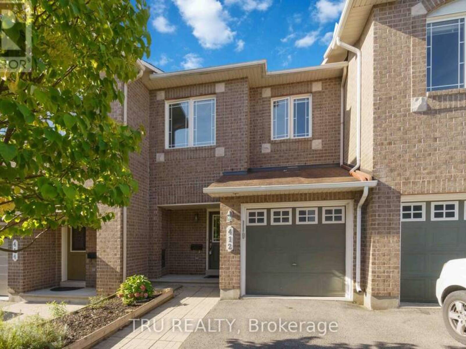 412 GALATINA WAY, Ottawa, Ontario K2K 0E7
