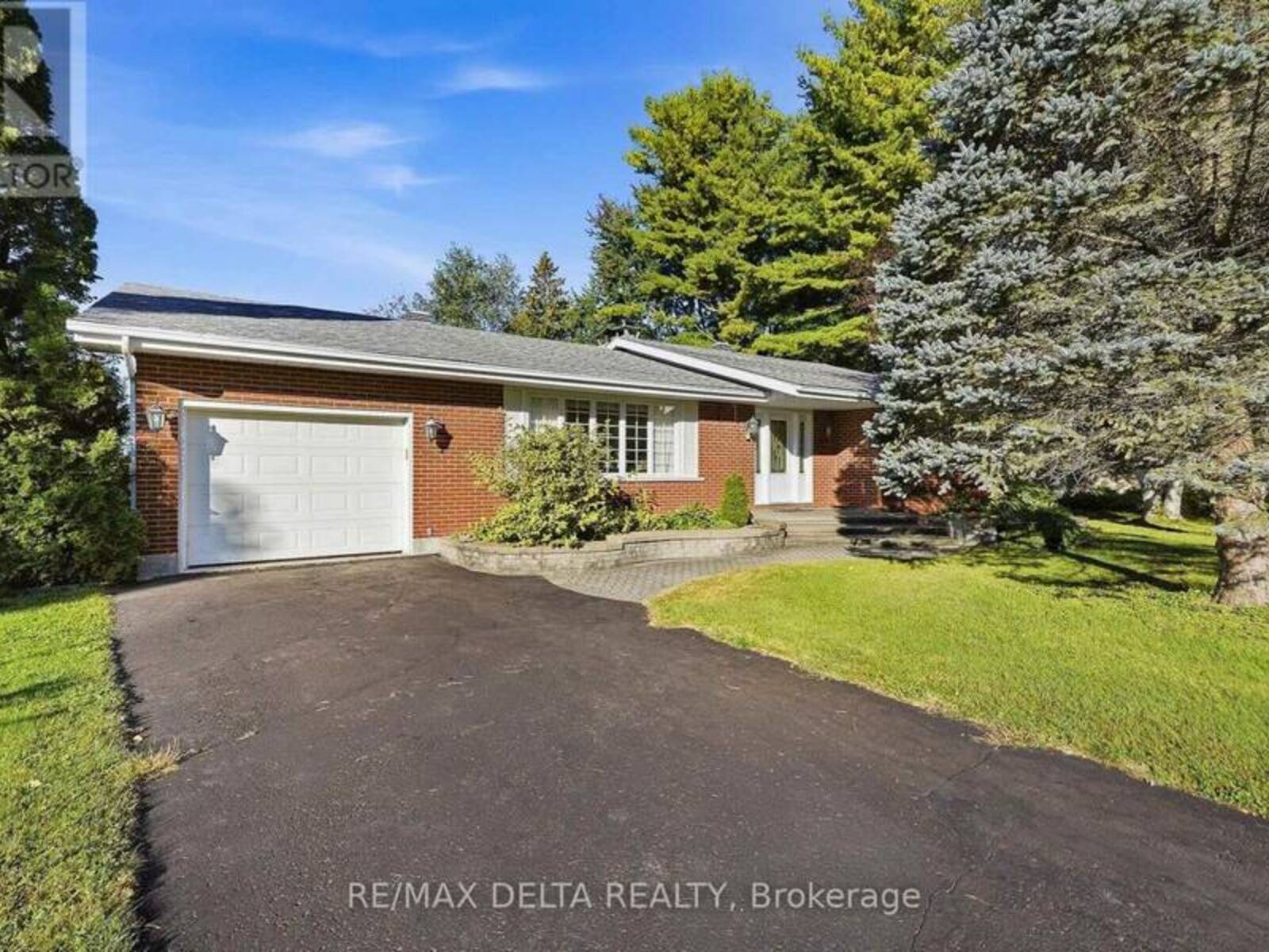 77 FRONT ROAD W, L'Orignal, Ontario K0B 1K0