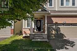 32 ESCALLONIA COURT | Ottawa Ontario | Slide Image Two