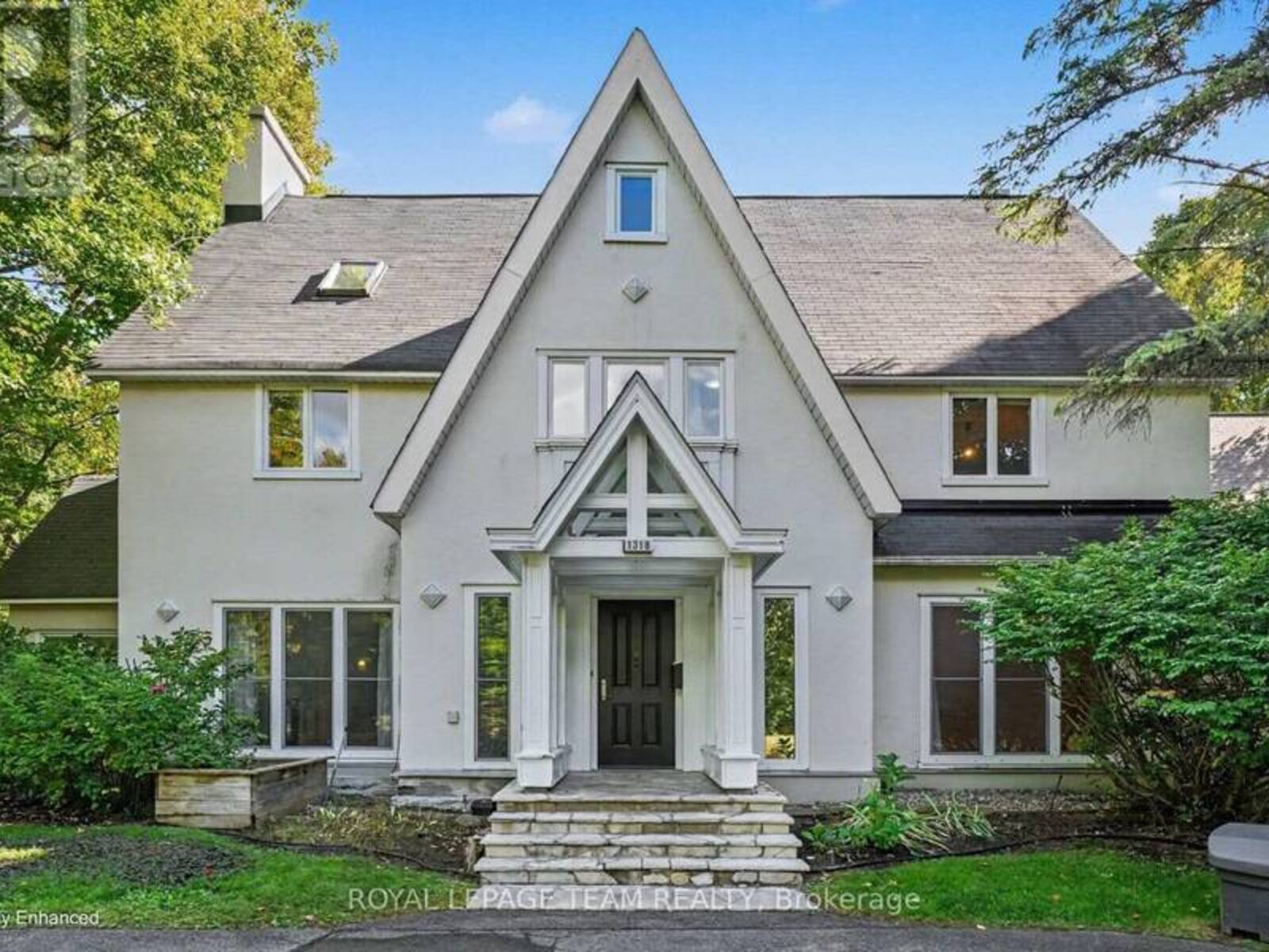 1318 LISGAR ROAD, Ottawa, Ontario K1M 0E9