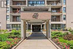 2104 - 1785 FROBISHER LANE | Ottawa Ontario | Slide Image Two