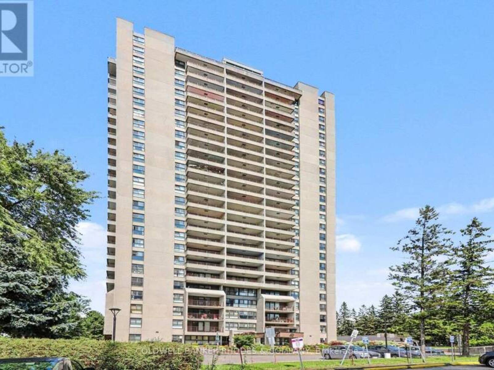 2104 - 1785 FROBISHER LANE, Ottawa, Ontario K1G 3T7