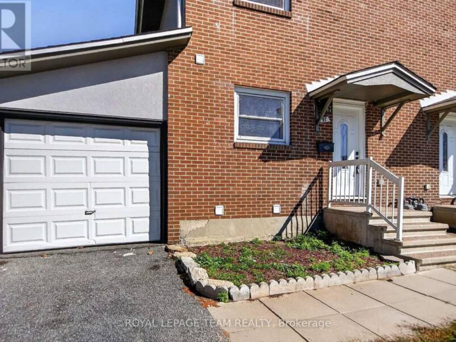 97 DOANE STREET, Ottawa, Ontario K2B 6G7