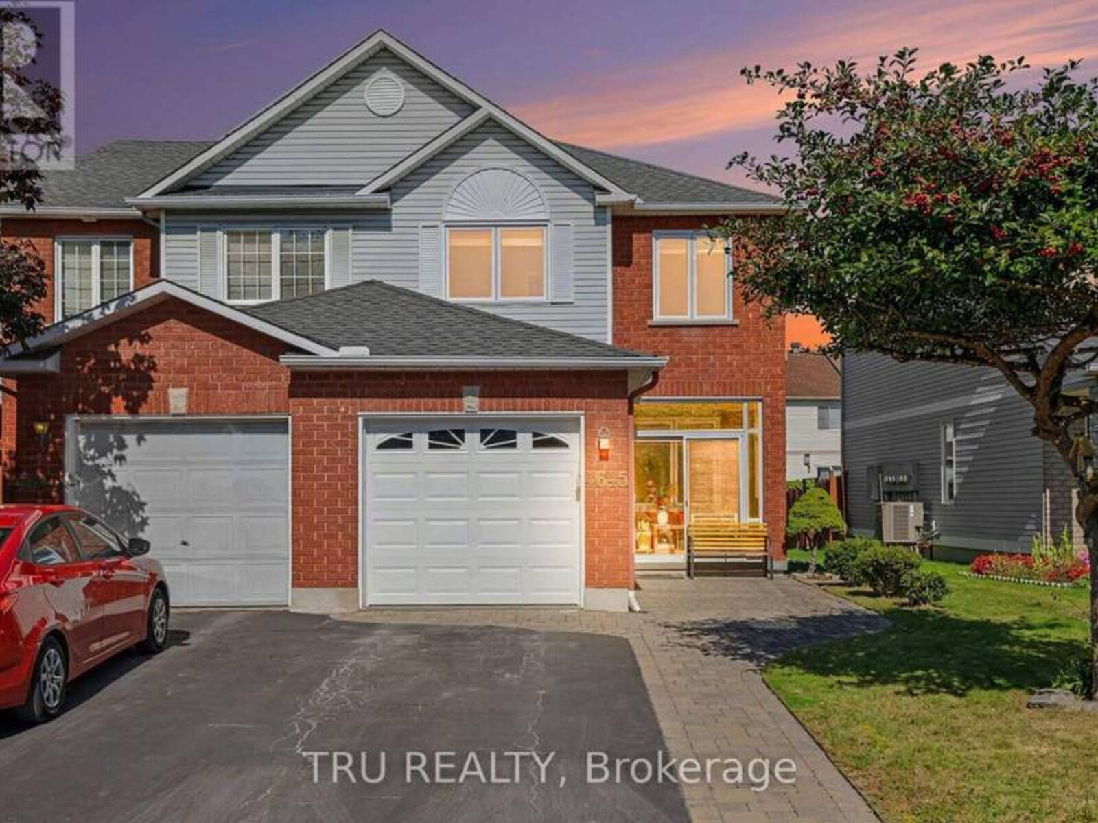 4645 OGILVIE WALK CRESCENT, Ottawa, Ontario K1J 1G7