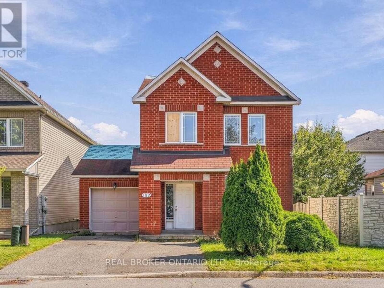 182 ANNAPOLIS CIRCLE, Ottawa, Ontario K1V 1Z1