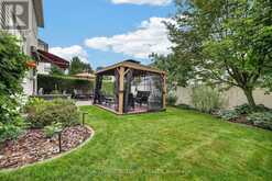 2117 SANDY OAKS DRIVE | Ottawa Ontario | Slide Image Forty-one
