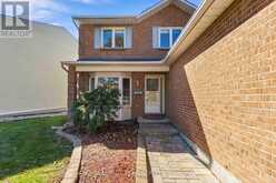 1078 KARSH DRIVE | Ottawa Ontario | Slide Image Three