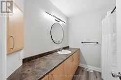 354 SELENE WAY | Ottawa Ontario | Slide Image Thirty-four