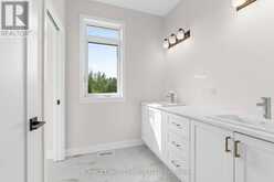 26 IRVIN WOERMKE STREET | McNab-Braeside Ontario | Slide Image Thirty