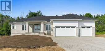 26 IRVIN WOERMKE STREET | McNab-Braeside Ontario | Slide Image Three
