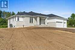 26 IRVIN WOERMKE STREET | McNab-Braeside Ontario | Slide Image Four