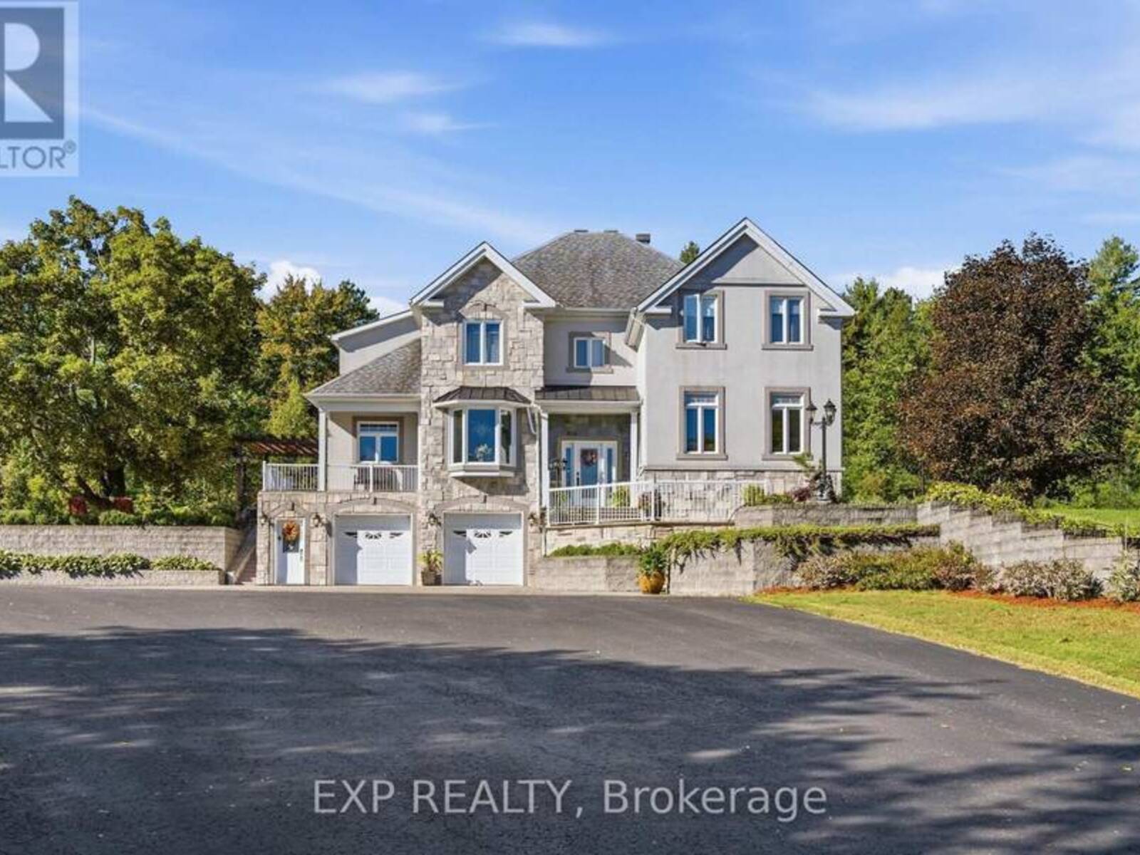 3402 CHAMPLAIN STREET, Clarence-Rockland, Ontario K0A 1E0