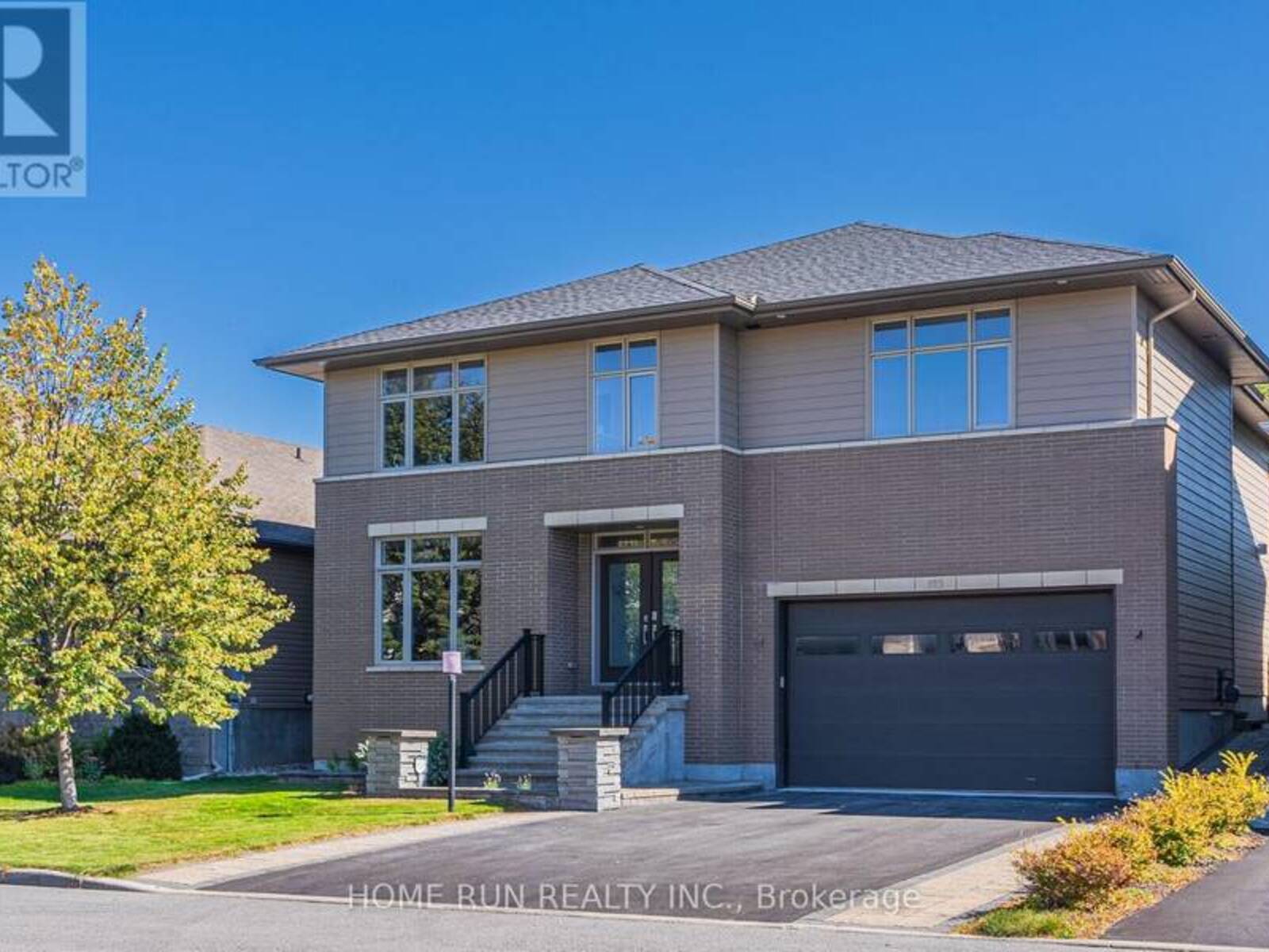 115 GRAINSTONE WAY, Ottawa, Ontario K2T 0H4