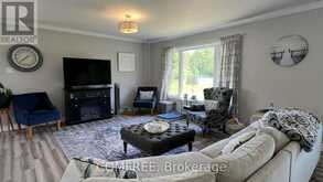 318 NORRIS ROAD | Perth Ontario | Slide Image Five
