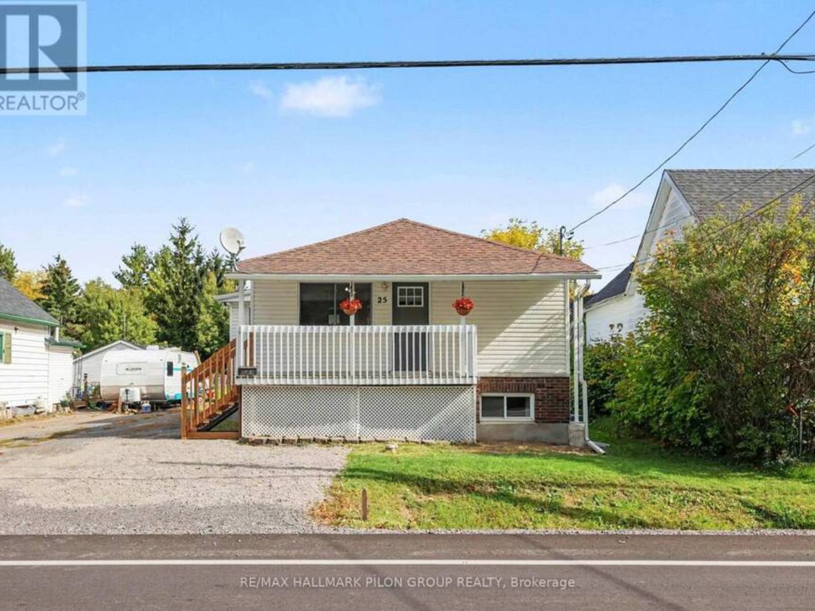 25 MOORE STREET, Arnprior, Ontario K7S 1G3