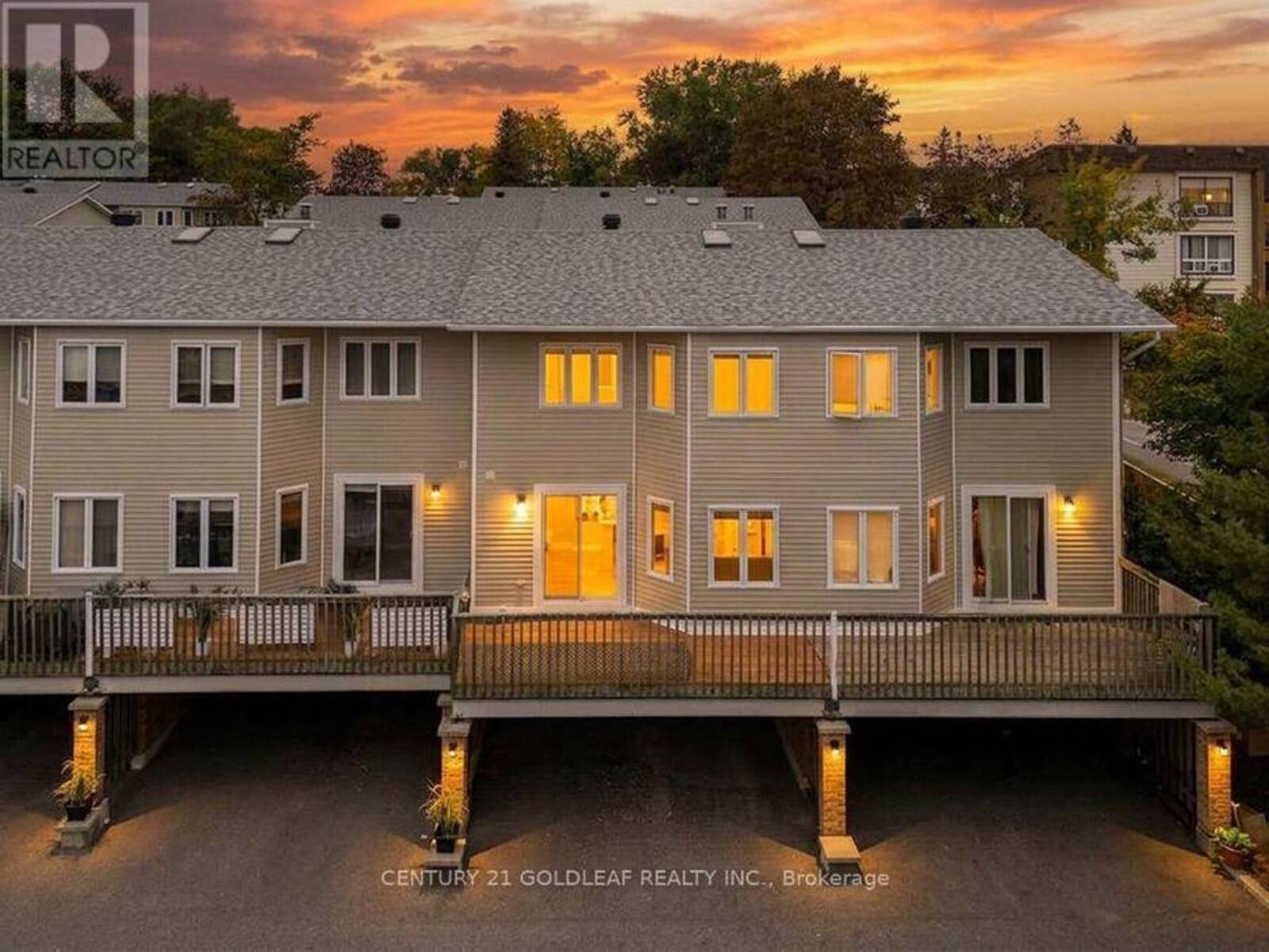 1137 CHIMNEY HILL WAY, Ottawa, Ontario K1J 8Z7