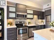 2007 - 40 NEPEAN STREET | Ottawa Ontario | Slide Image Six