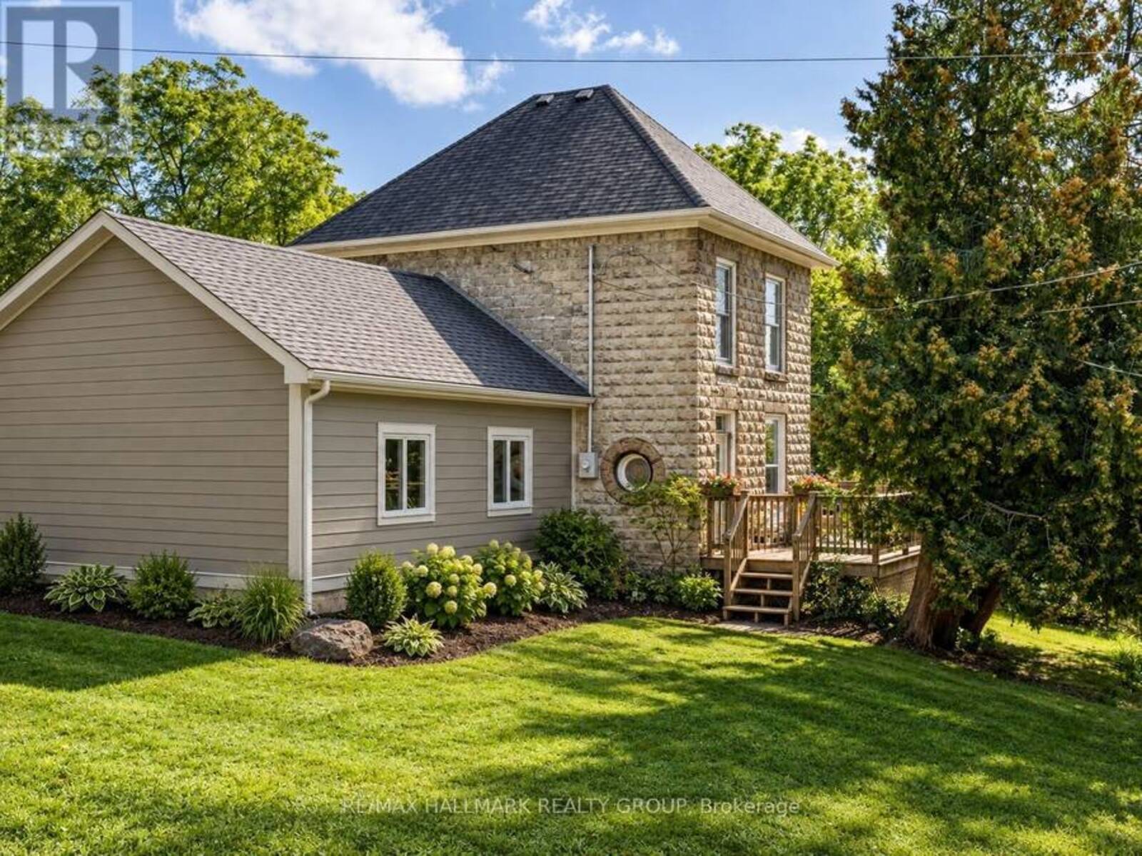 9 JAMES STREET, Elizabethtown-Kitley, Ontario K0E 1M0