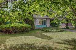 12 KESLER AVENUE | Ottawa Ontario | Slide Image Two