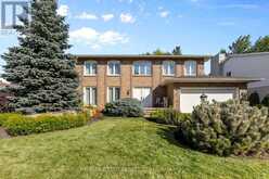11 GARAND PLACE | Ottawa Ontario | Slide Image One