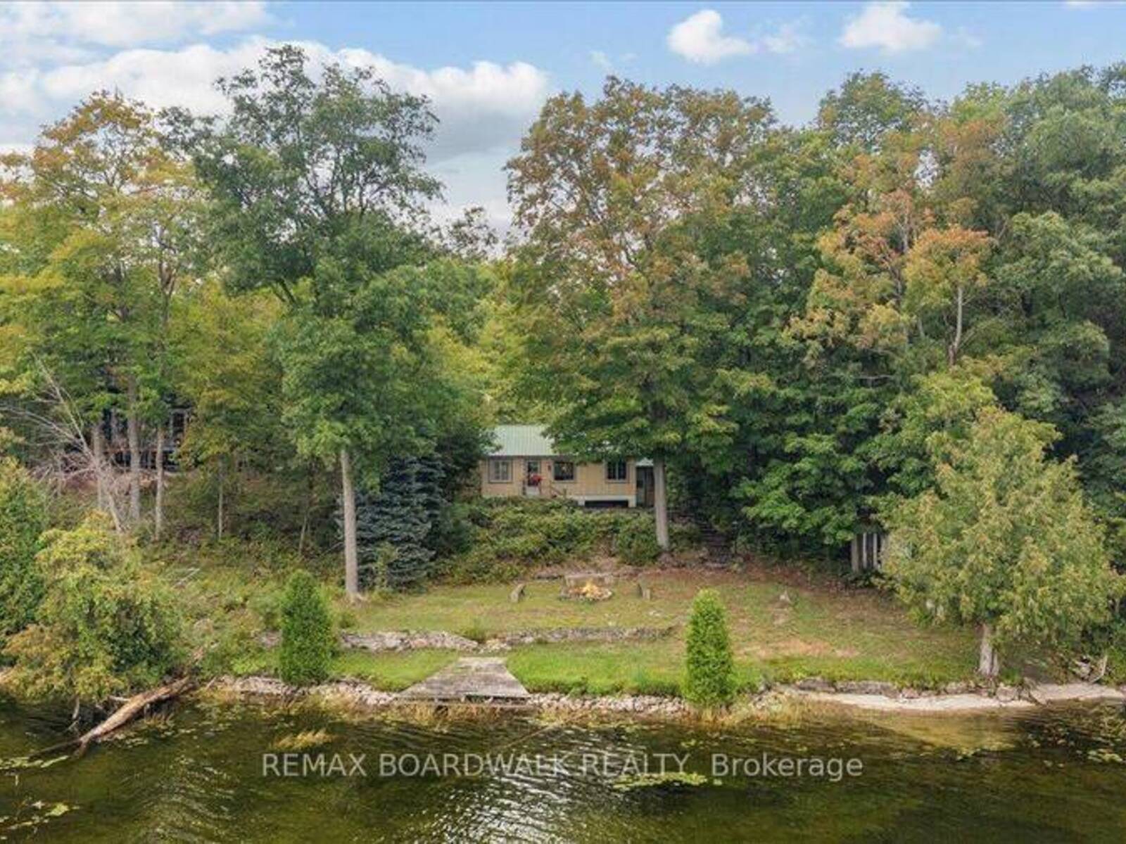 648 BELLOWS BAY POINT, Rideau Lakes, Ontario K0G 1V0