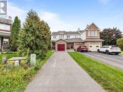 26 ASTORIA CRESCENT Ottawa Ontario, K2G 6E5