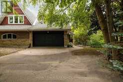 19 CREEKS END LANE | Ottawa Ontario | Slide Image Two