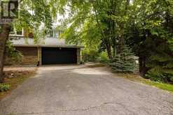 19 CREEKS END LANE | Ottawa Ontario | Slide Image Three
