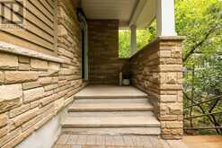 19 CREEKS END LANE | Ottawa Ontario | Slide Image Four
