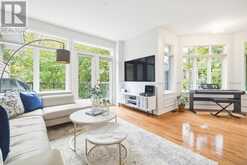 19 CREEKS END LANE | Ottawa Ontario | Slide Image Nine