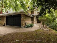 19 CREEKS END LANE Ottawa Ontario, K2H 1C7