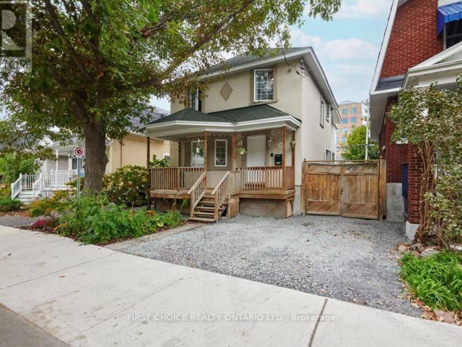 41 HURON AVENUE N, Ottawa, Ontario K1Y 0W1