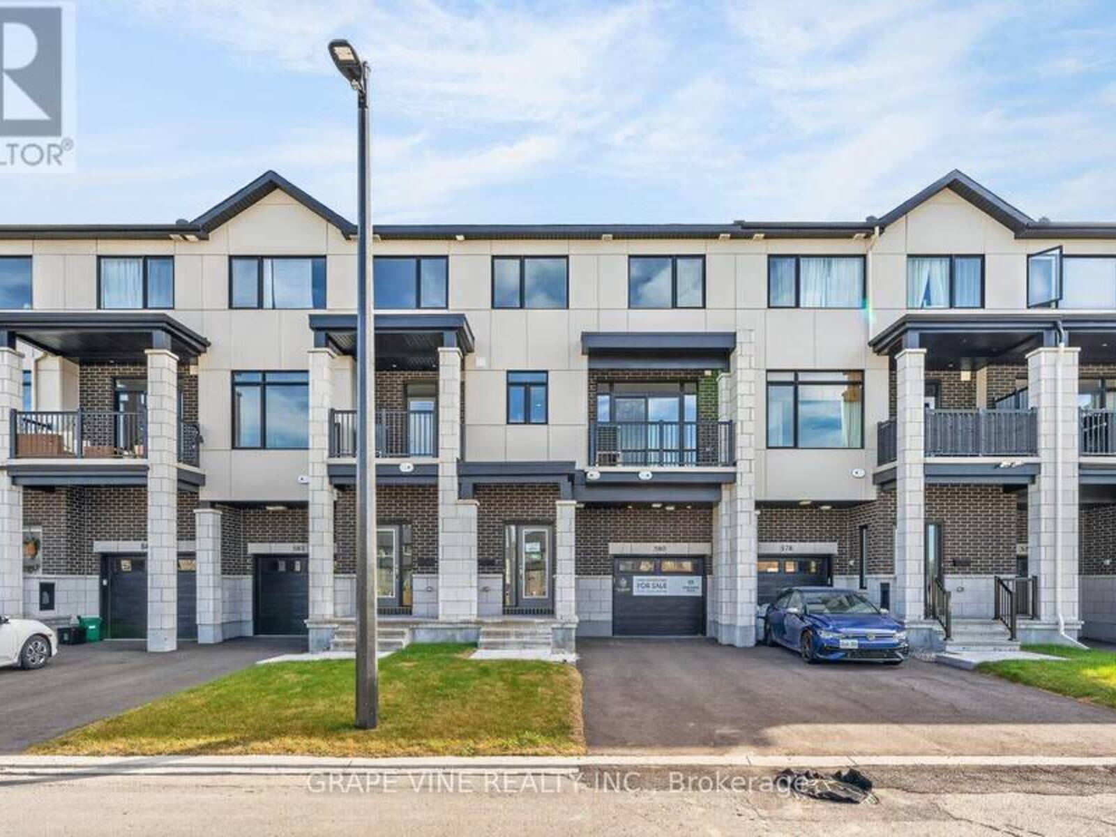 580 ARBIA RIDGE, Ottawa, Ontario K2S 2S4