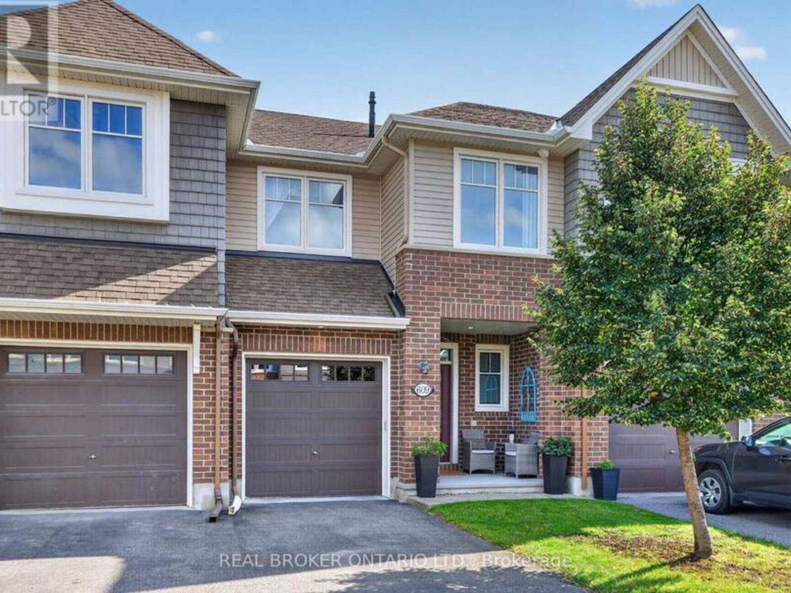 609 EGRET WAY, Ottawa, Ontario K2J 6K9