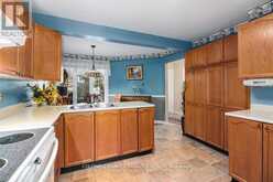 557 LATOUR CRESCENT | Ottawa Ontario | Slide Image Nine
