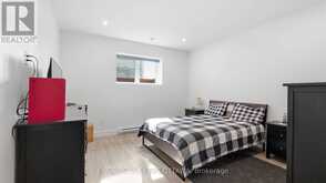 517-517B SHOREWAY DRIVE | Ottawa Ontario | Slide Image Thirty-four